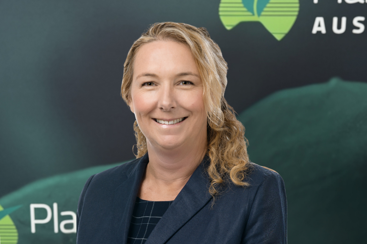 Catherine Oates image